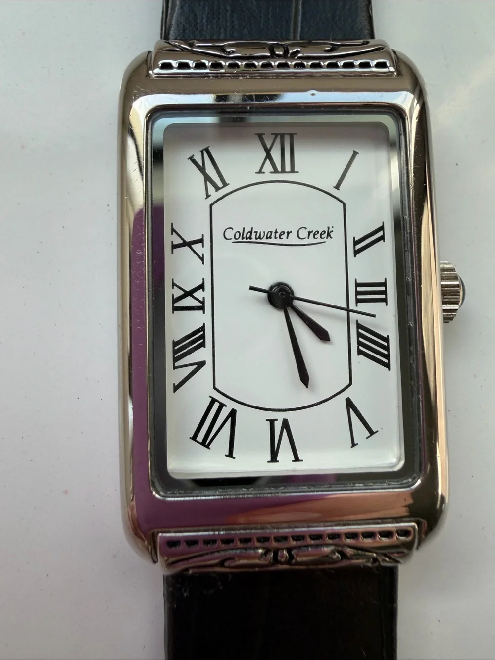 Coldwater Creek Women’s Watch/ 24mm Case/ Black Leather Band/ Works/ New Battery